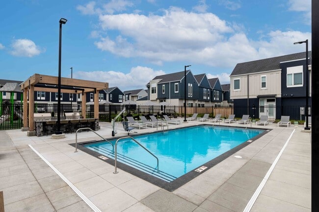 Photo - Summerwell Maple Grove