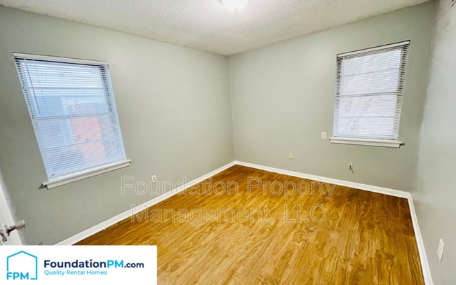 Photo - 98 Stonebrook Cove