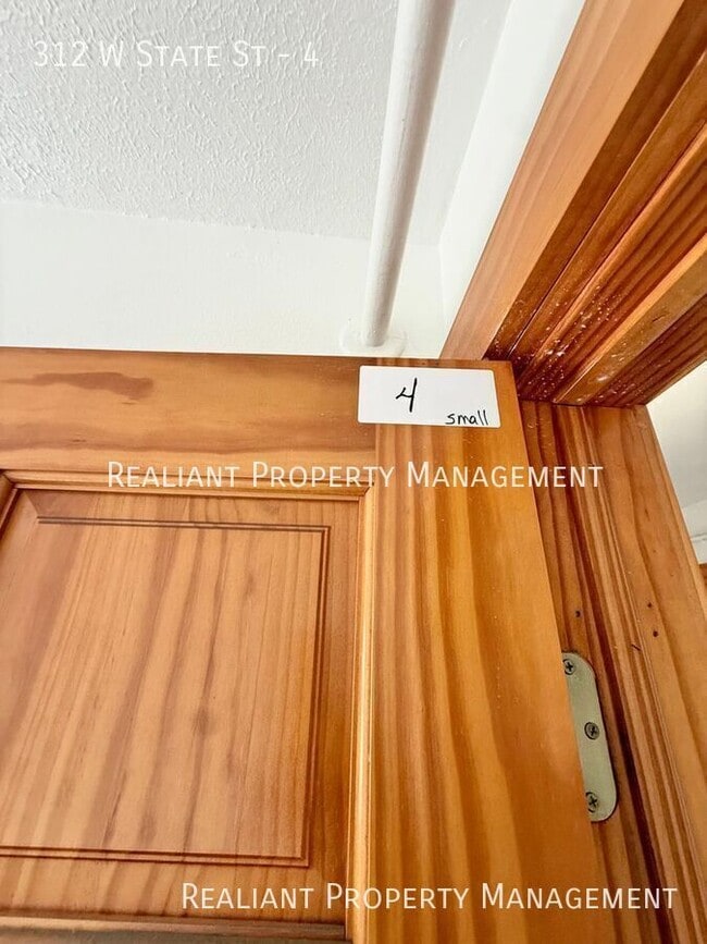 Photo - 312 W State St Unit 4