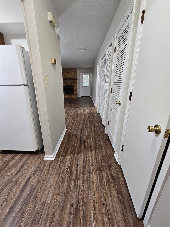 Photo - 1647 Kay Ave