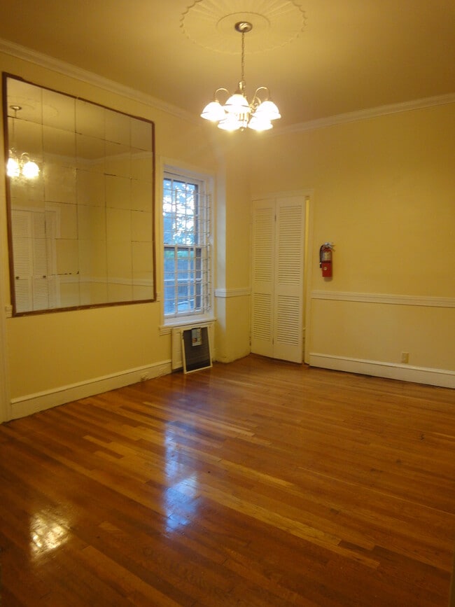 Photo - 3400 Race St