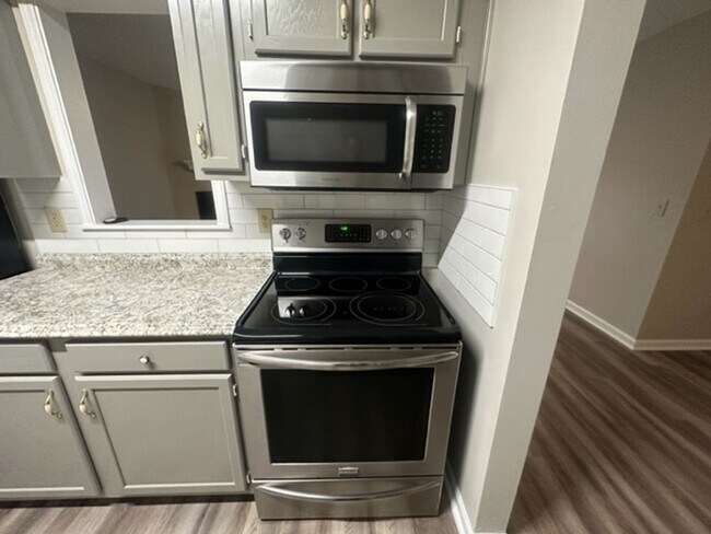 Photo - Beautiful Charlestowne Crossing Condo!