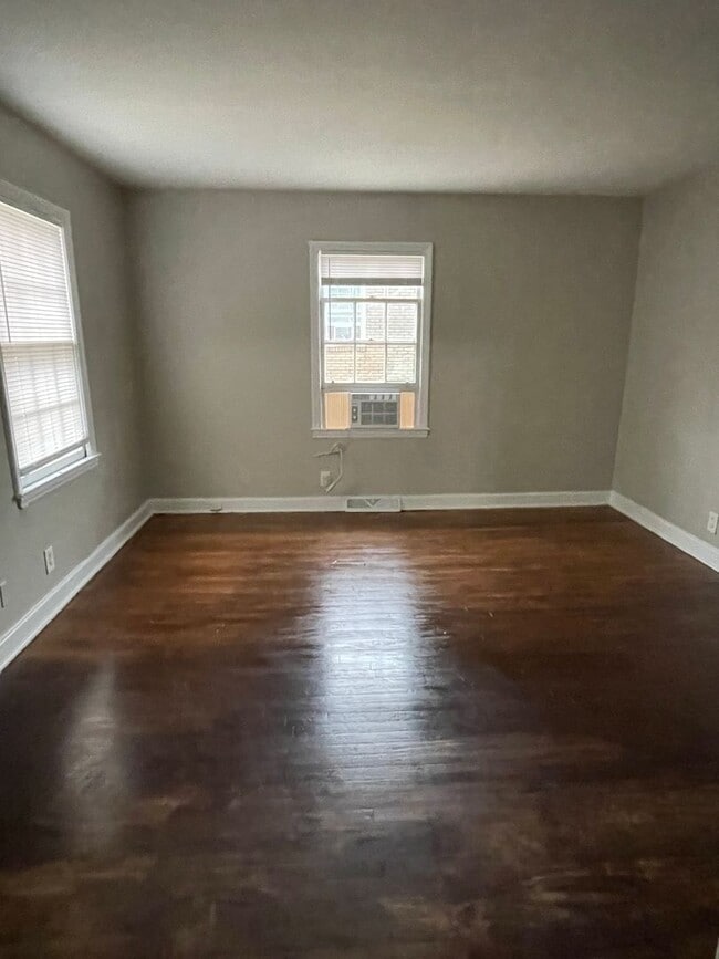 Photo - Terrybrook1930 Unidad 1 (CTL)