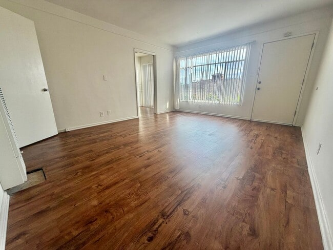 Photo - 227 Sierra St Unit B