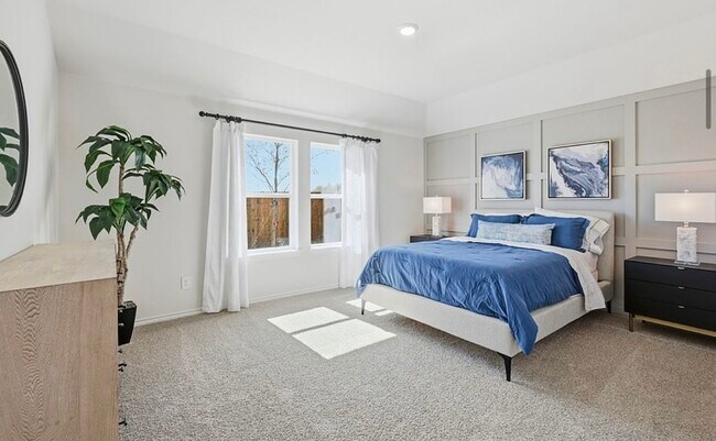 Photo - 4944 Ripley Ave