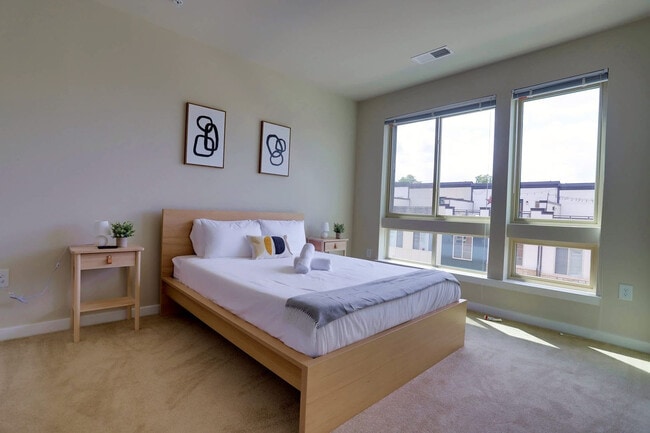 Photo - 2803 Poag St Unidad SI FL2-ID1022631P