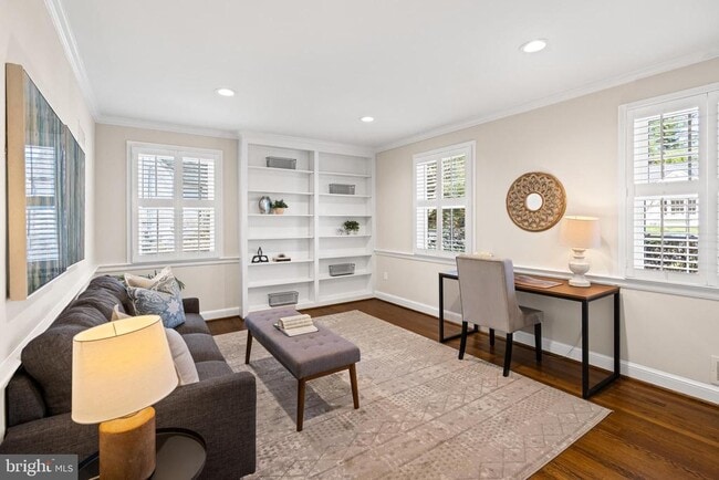 Photo - 5112 Scarsdale Rd