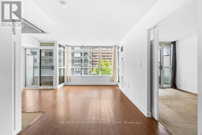 Photo - 8 Telegram Mews Unit 610