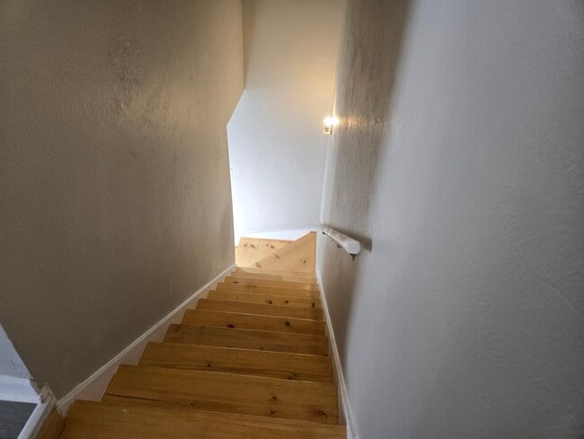 Photo - 3708-3714 Stefano Street