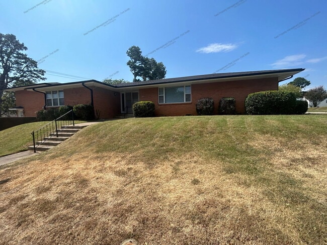 Photo - 1604 S 25th St
