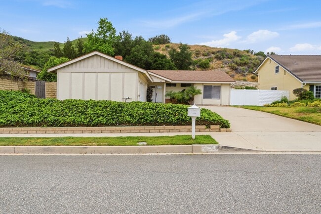 Building Photo - 4011 Defender Dr