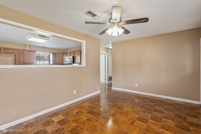 Photo - 3427 Horseshoe Trail