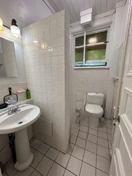 Photo - 455 Besserer St