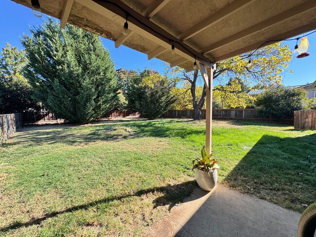 Photo - Charming 2-Bedroom Home with Spacious Back...