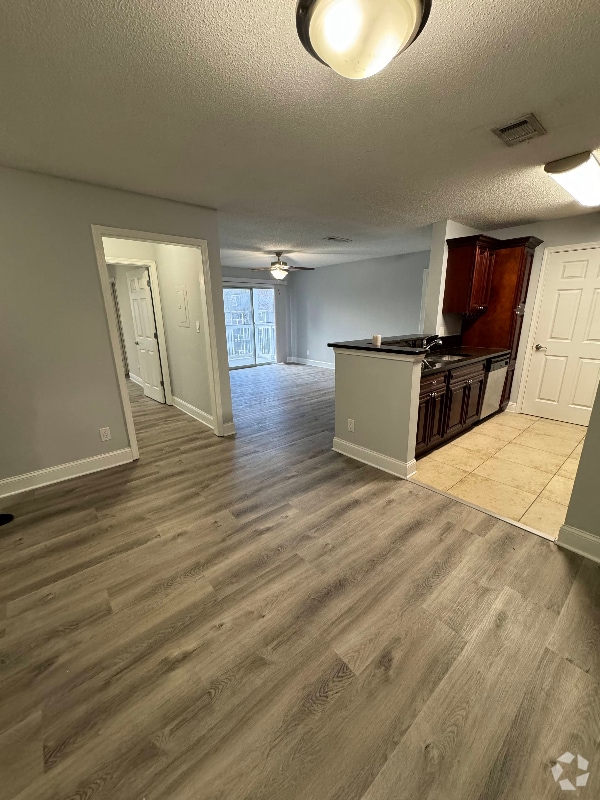 Building Photo - 4205 Santa Fe Pkwy Rental