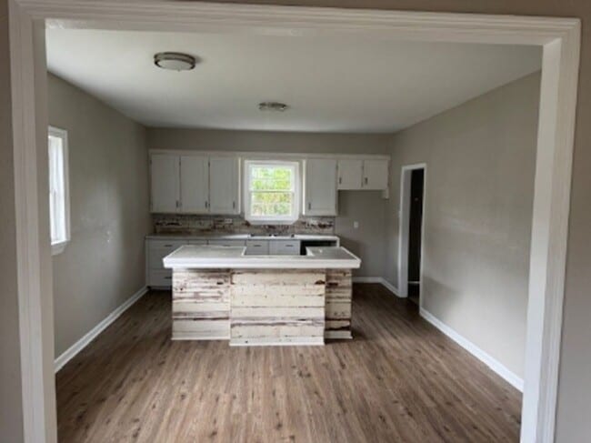 Photo - 408 E Michigan Ave