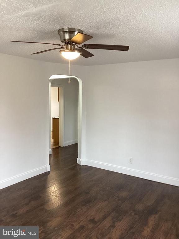 Photo - 615 Broadway