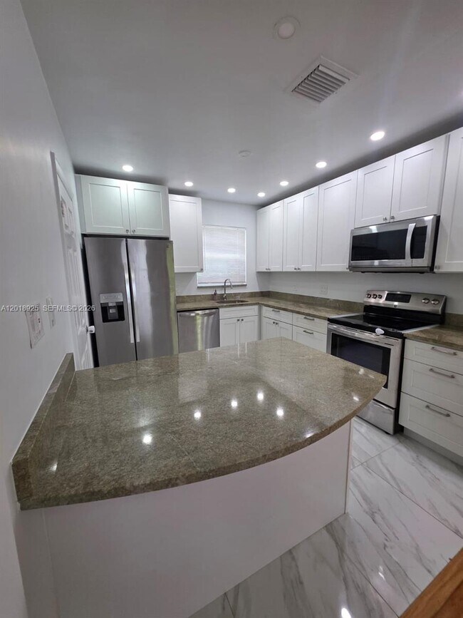 Photo - 1611 Coral Gate Dr
