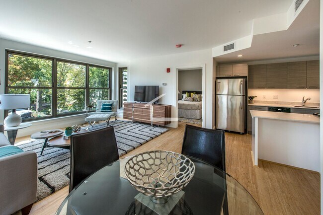 Photo - 90 Malvern St