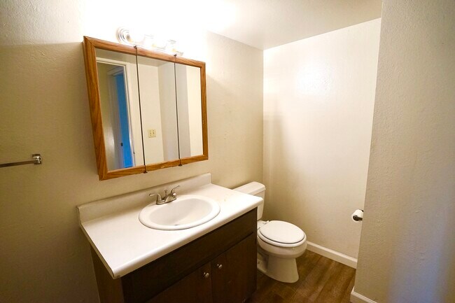 Photo - University Terrace Apartments