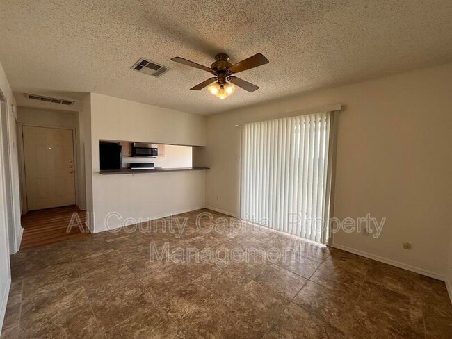 Photo - 158 Stockmen Ln Unit 158