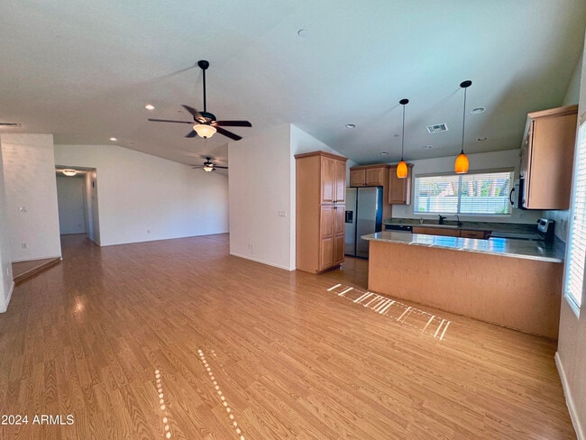 Photo - 10510 E Clinton St