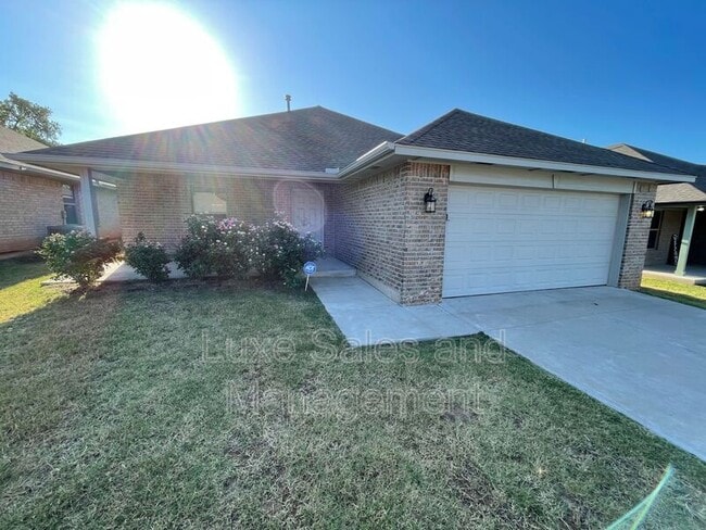 Photo - 132 St Charles Way