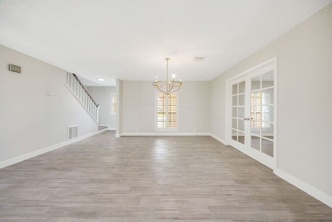 Photo - 11006 Wickersham Ln