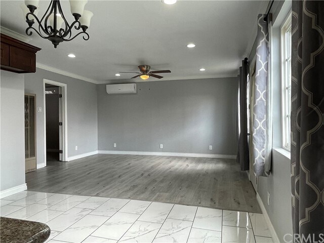 Photo - 18643 Renault St