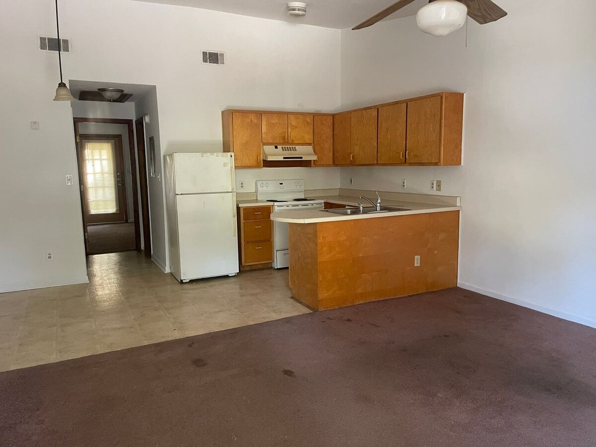 Photo - Newly renovated 1 bed 1 bath Townhouse
