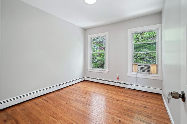 Photo - 336 Madison Ave Unit 2