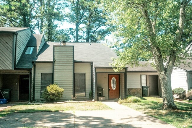 Building Photo - 246 Toweridge Dr SW Rental