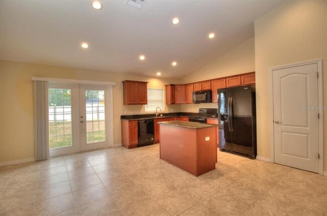 Photo - 13 Hemlock Trace Ct