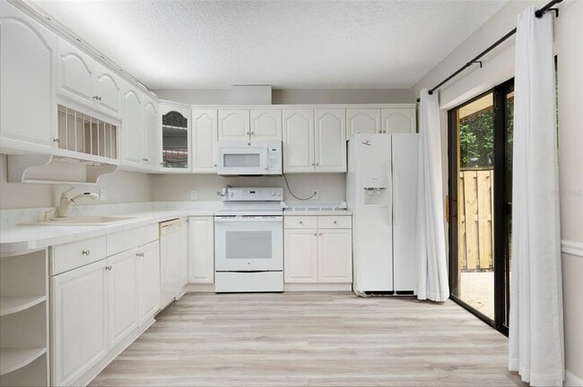 Photo - 2606 6th Ct