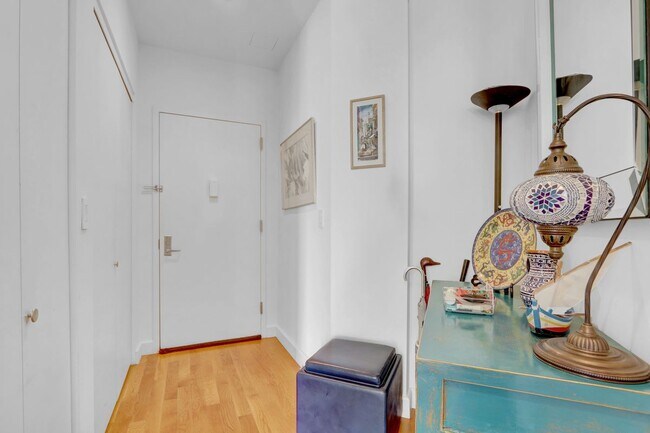 11-24-24 31st Avenue Unit 10E