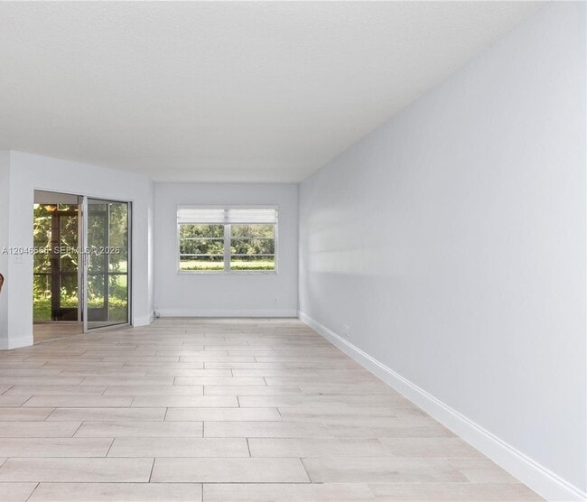 Photo - 1110 SW 125th Ave Unit 112M
