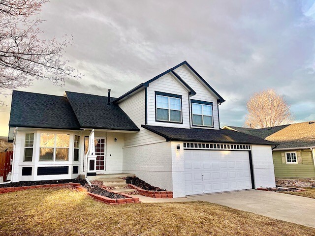 Photo - 12121 York St