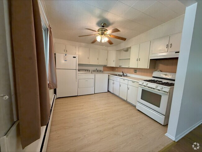 Building Photo - 125 Glendale Dr Unit 2 Rental
