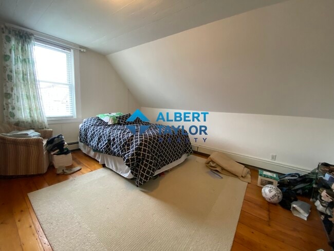 Photo - 339 Centre St Unit 3