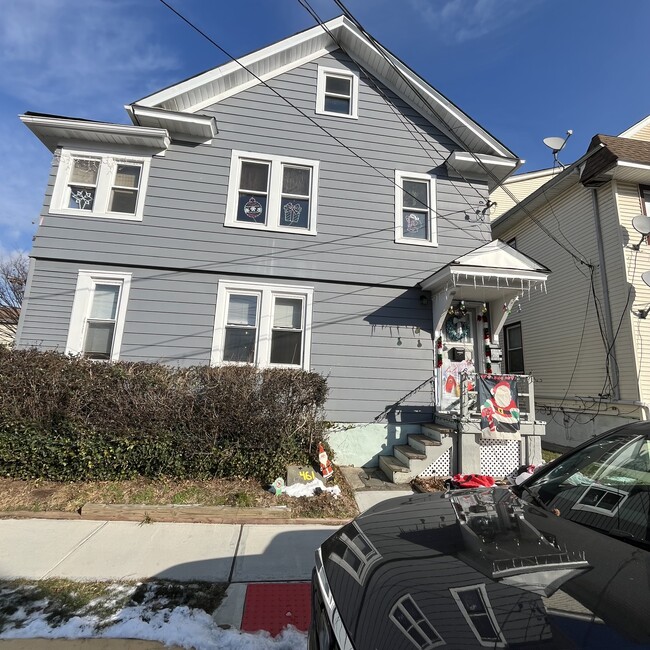 Building Photo - 461 Harrison St Unit 1