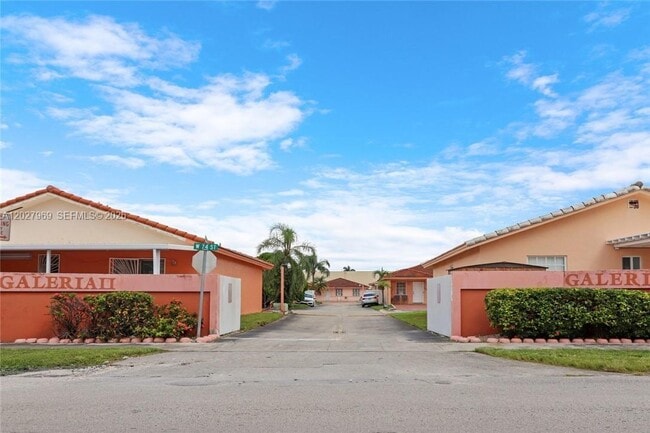 Building Photo - 2250 W 74th Pl Unit 8C