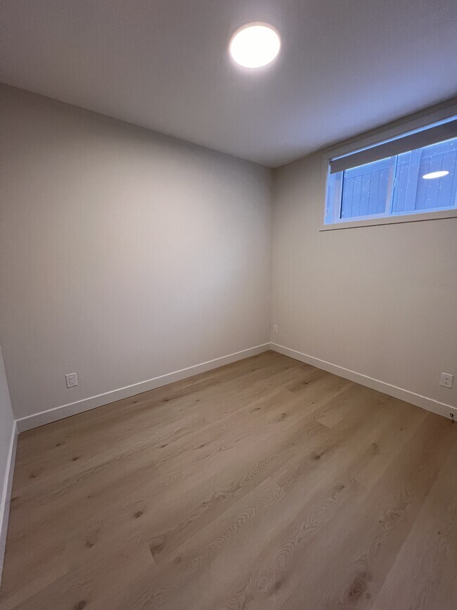 Photo - 79 Marquette Ave Unit 2