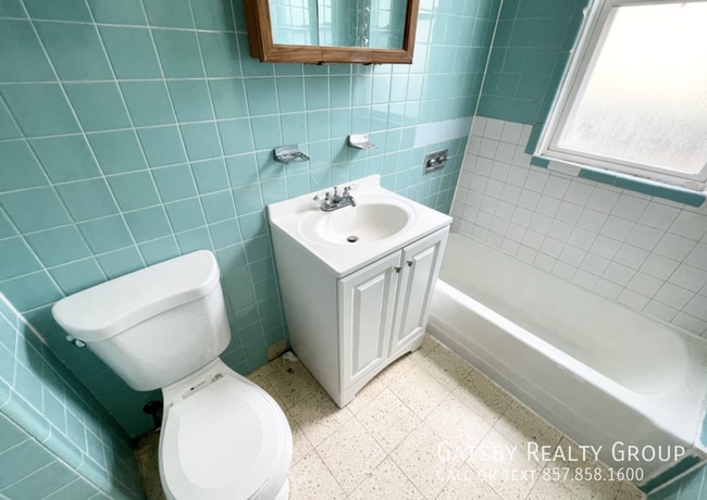 Photo - 26 Harbor View St Unit 3R
