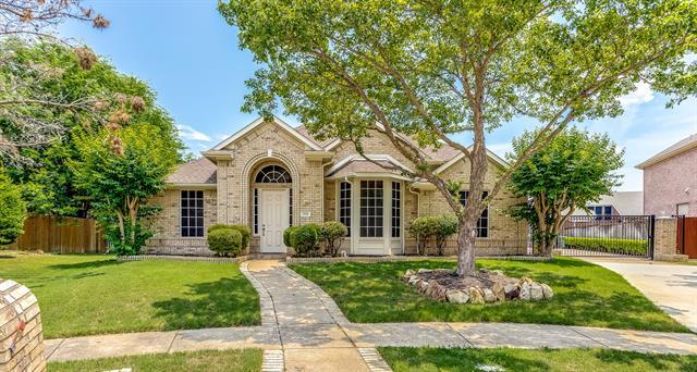 Photo - 204 Forest Ln