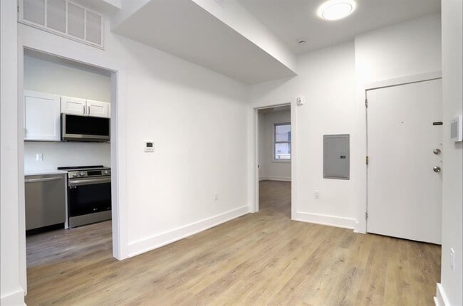 Photo - 517 Willow Ave Unit 3R