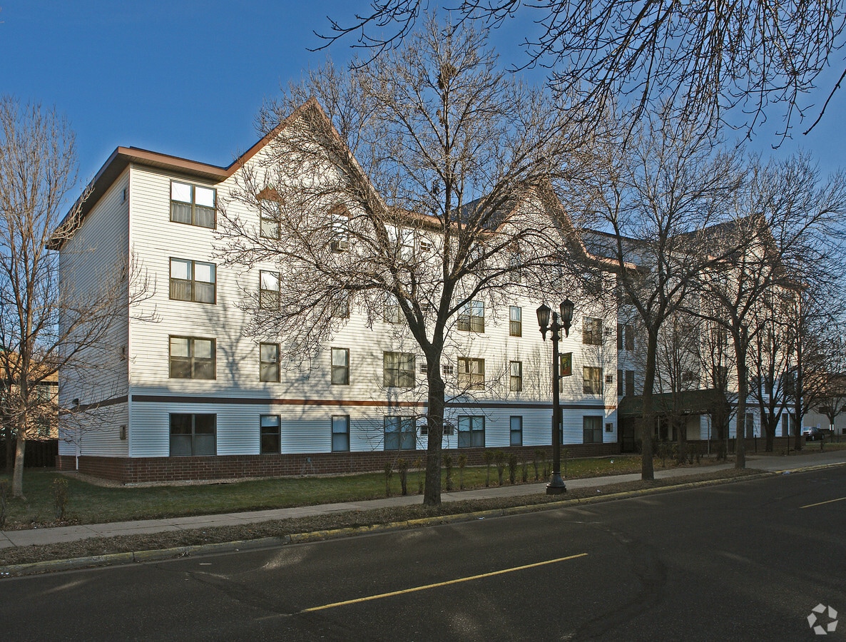 Photo - S.E. Hall - Whitney Young Plaza