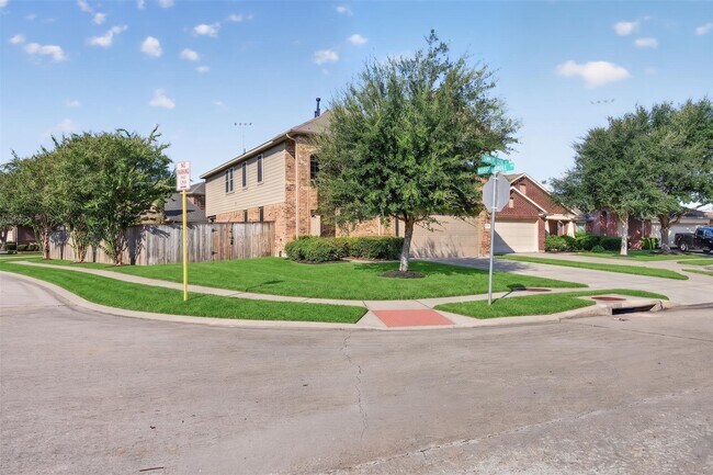 Photo - 2403 Summers Glen Ct