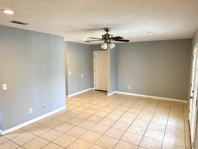 Photo - 2nd Floor - 2 Bedroom, 1 Bath in St. Andrews Area Unidad C