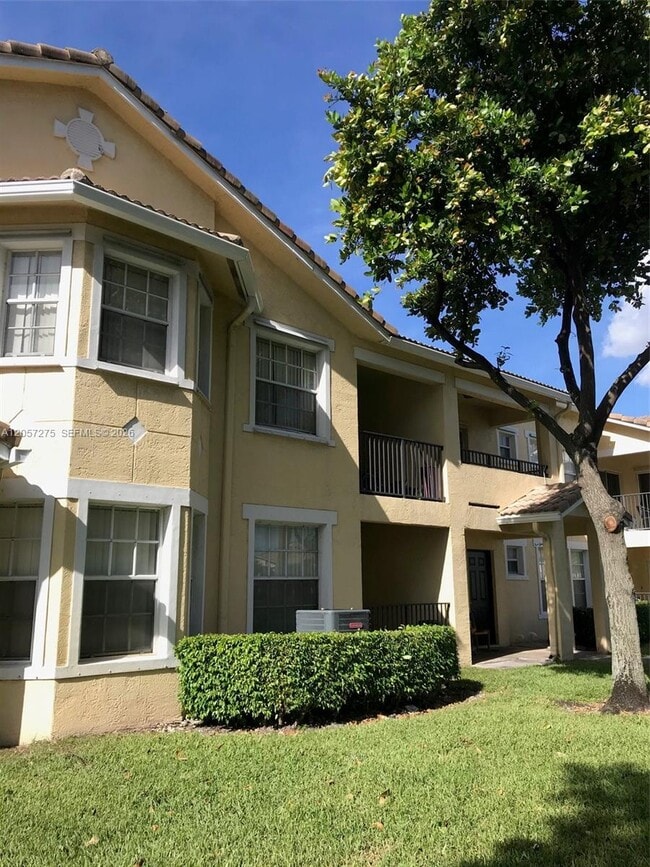 Photo - 2508 Belmont Ln Unit 2508