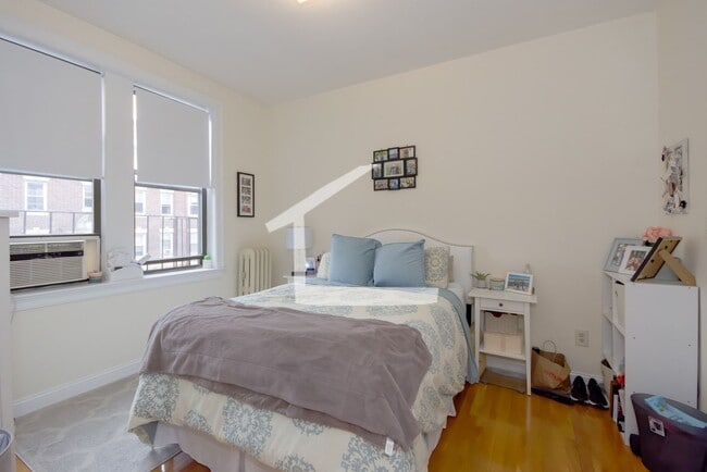 Photo - Impeccable Commonwealth Ave 2-bed, 1-bath Avail for 9/1!
